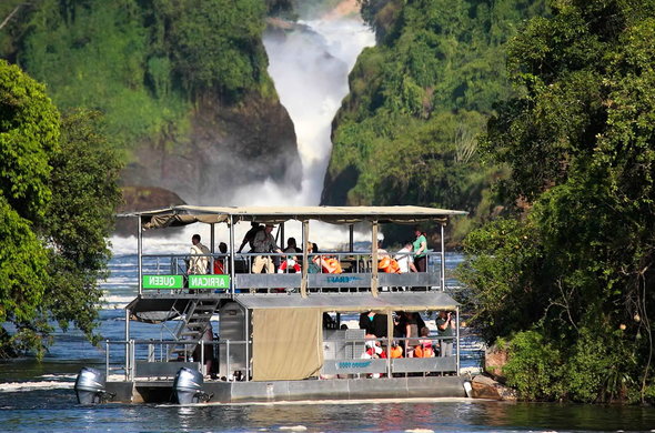 Boat-cruise